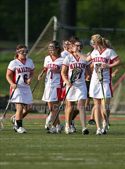 Thumbnail 1 in St. Pius X Catholic vs Milton (5A semifinal) photogallery.
