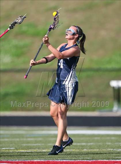 Thumbnail 1 in St. Pius X Catholic vs Milton (5A semifinal) photogallery.