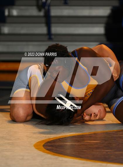 Thumbnail 3 in Charter Oak @ San Dimas photogallery.