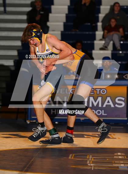 Thumbnail 1 in Charter Oak @ San Dimas photogallery.