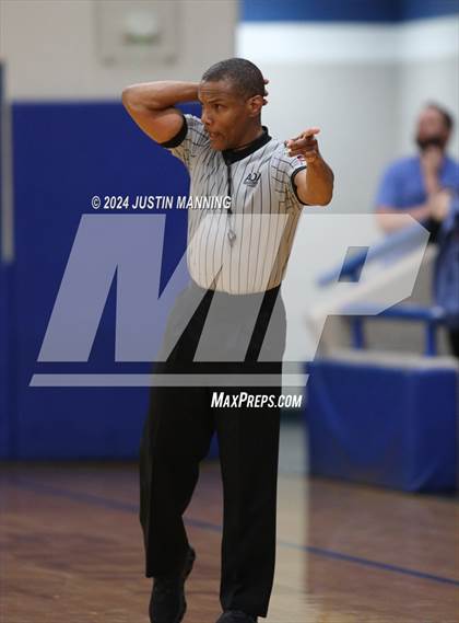 Thumbnail 2 in Harmony Grove vs. DeWitt (AAA 3A-4 Regional Round 1) photogallery.