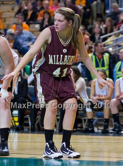 Thumbnail 1 in Millbury vs Oliver Ames (MIAA Division 2 Final) photogallery.