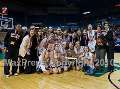 Thumbnail 1 in Millbury vs Oliver Ames (MIAA Division 2 Final) photogallery.