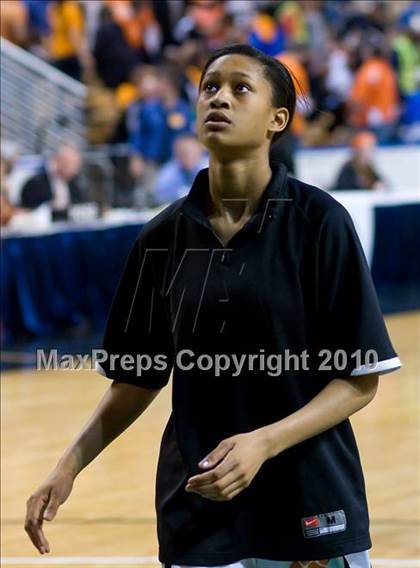 Thumbnail 3 in Millbury vs Oliver Ames (MIAA Division 2 Final) photogallery.