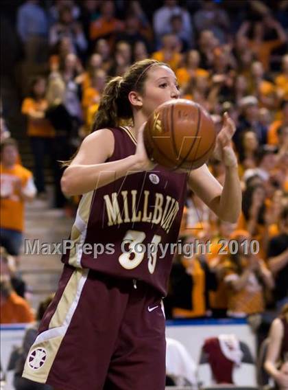 Thumbnail 2 in Millbury vs Oliver Ames (MIAA Division 2 Final) photogallery.