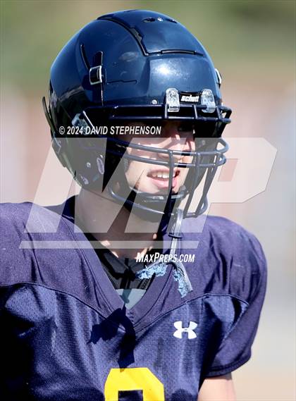 Thumbnail 3 in Golden West @ Arroyo Grande photogallery.