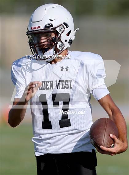 Thumbnail 3 in Golden West @ Arroyo Grande photogallery.