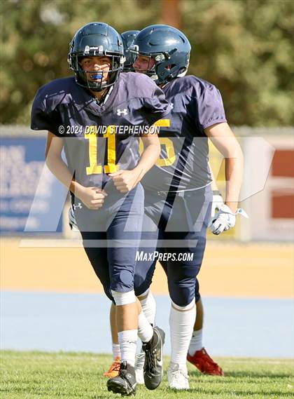 Thumbnail 1 in Golden West @ Arroyo Grande photogallery.