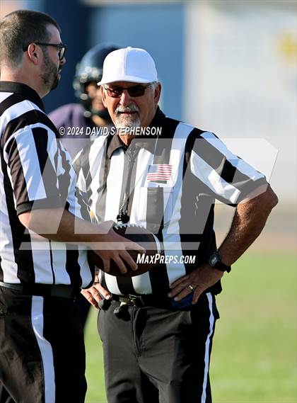 Thumbnail 3 in Golden West @ Arroyo Grande photogallery.