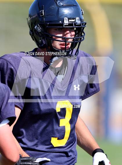Thumbnail 1 in Golden West @ Arroyo Grande photogallery.