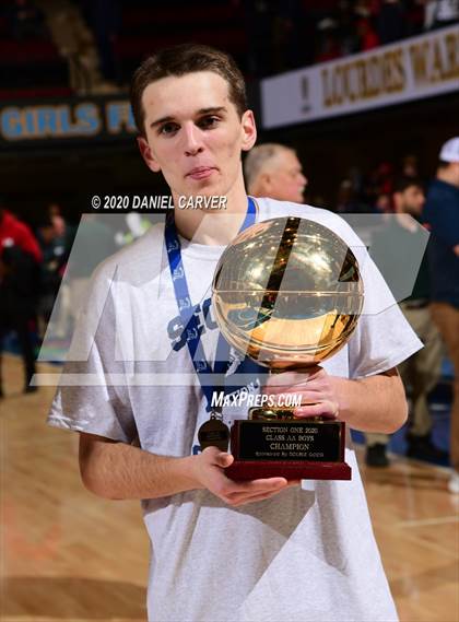 Thumbnail 1 in Greeley vs. Mount Vernon (Section 1 Class AA Final) photogallery.