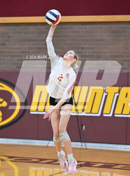 Thumbnail 2 in Seton Catholic @ Northwest Christian (AIA 3A Semifinal) photogallery.