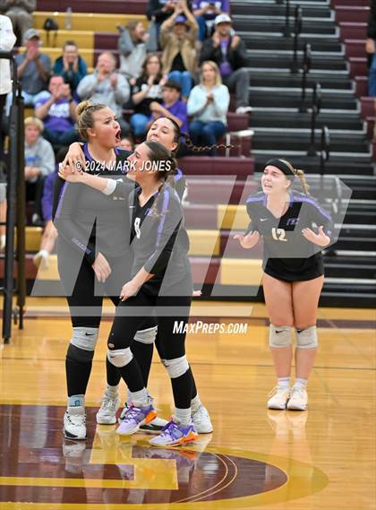 Thumbnail 2 in Seton Catholic @ Northwest Christian (AIA 3A Semifinal) photogallery.