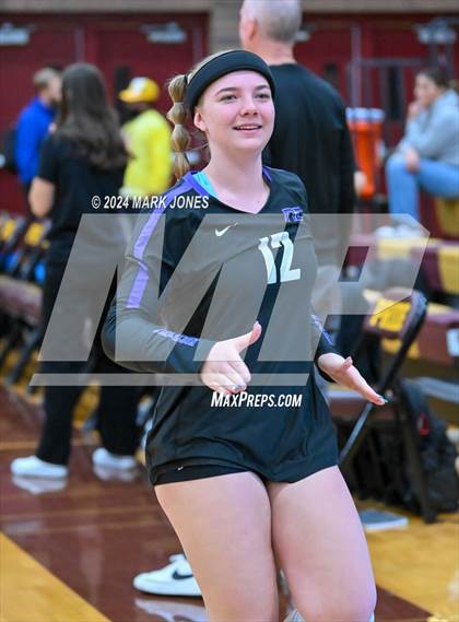 Thumbnail 3 in Seton Catholic @ Northwest Christian (AIA 3A Semifinal) photogallery.