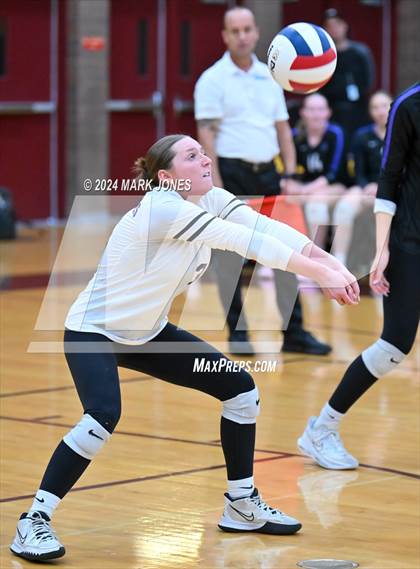 Thumbnail 2 in Seton Catholic @ Northwest Christian (AIA 3A Semifinal) photogallery.