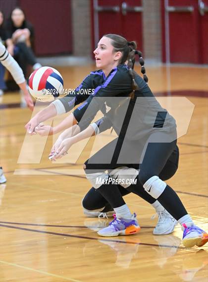Thumbnail 2 in Seton Catholic @ Northwest Christian (AIA 3A Semifinal) photogallery.