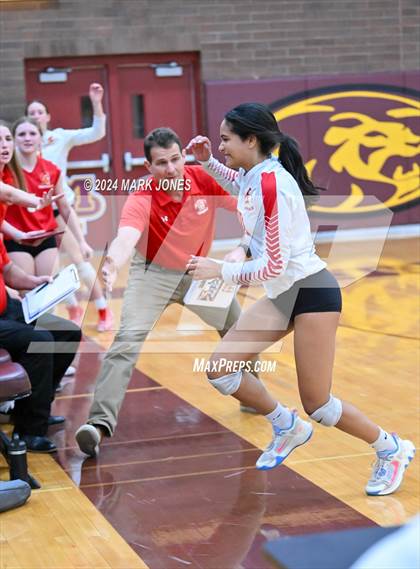 Thumbnail 2 in Seton Catholic @ Northwest Christian (AIA 3A Semifinal) photogallery.