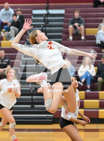 Thumbnail 2 in Seton Catholic @ Northwest Christian (AIA 3A Semifinal) photogallery.