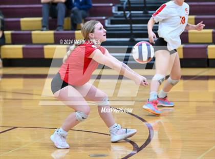 Thumbnail 2 in Seton Catholic @ Northwest Christian (AIA 3A Semifinal) photogallery.