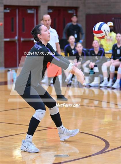 Thumbnail 3 in Seton Catholic @ Northwest Christian (AIA 3A Semifinal) photogallery.