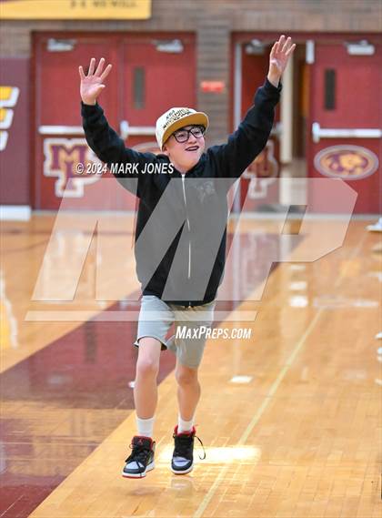 Thumbnail 2 in Seton Catholic @ Northwest Christian (AIA 3A Semifinal) photogallery.