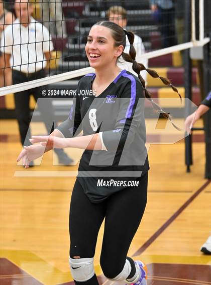 Thumbnail 2 in Seton Catholic @ Northwest Christian (AIA 3A Semifinal) photogallery.