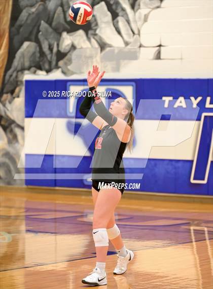 Thumbnail 3 in Dawson vs. Canyon (KISD/CFISD Tournament) photogallery.