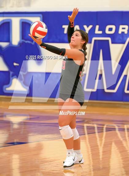 Thumbnail 3 in Dawson vs. Canyon (KISD/CFISD Tournament) photogallery.