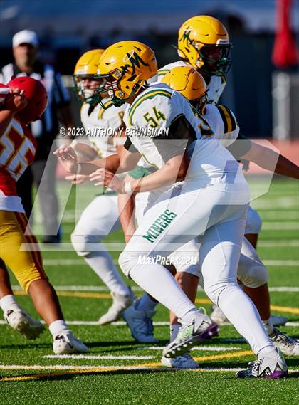 Thumbnail 2 in JV: Bishop Manogue @ Jesuit photogallery.