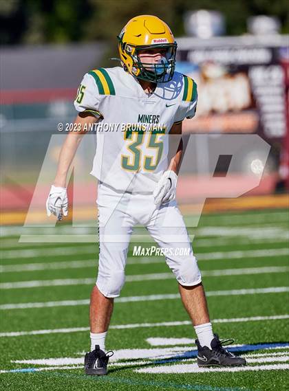 Thumbnail 2 in JV: Bishop Manogue @ Jesuit photogallery.