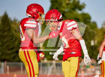 Thumbnail 3 in JV: Bishop Manogue @ Jesuit photogallery.