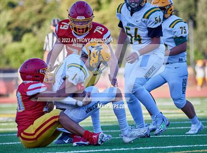 Thumbnail 2 in JV: Bishop Manogue @ Jesuit photogallery.