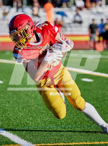 Thumbnail 3 in JV: Bishop Manogue @ Jesuit photogallery.