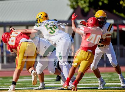 Thumbnail 3 in JV: Bishop Manogue @ Jesuit photogallery.