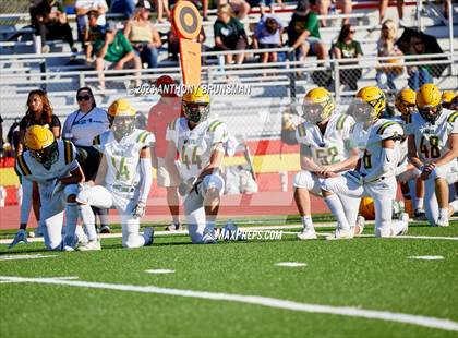 Thumbnail 1 in JV: Bishop Manogue @ Jesuit photogallery.