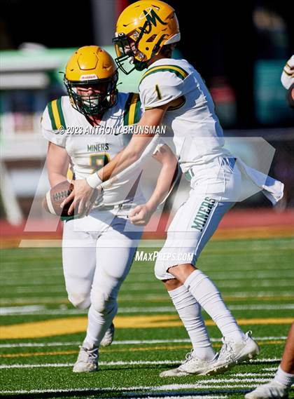Thumbnail 1 in JV: Bishop Manogue @ Jesuit photogallery.