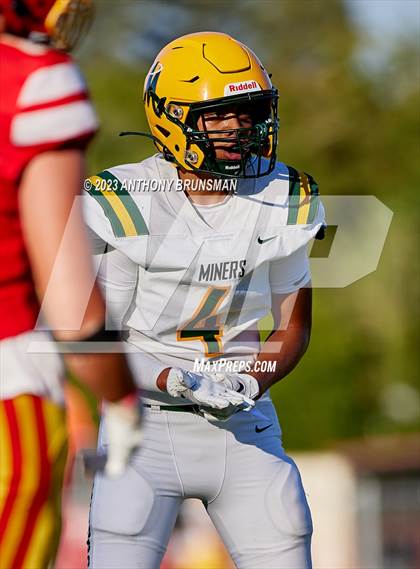 Thumbnail 1 in JV: Bishop Manogue @ Jesuit photogallery.