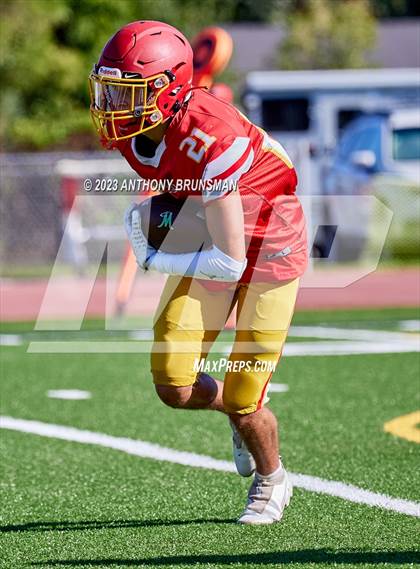 Thumbnail 2 in JV: Bishop Manogue @ Jesuit photogallery.