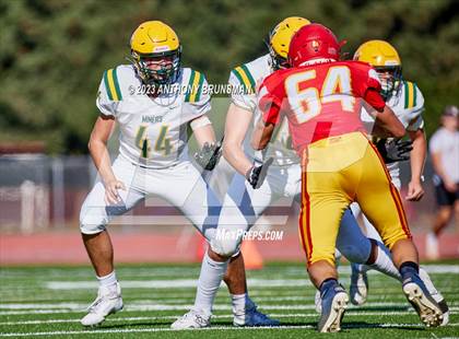 Thumbnail 1 in JV: Bishop Manogue @ Jesuit photogallery.