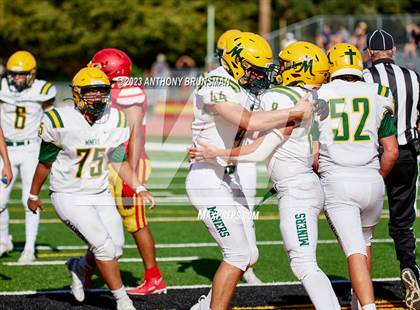 Thumbnail 3 in JV: Bishop Manogue @ Jesuit photogallery.