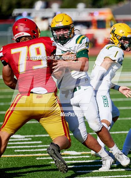 Thumbnail 1 in JV: Bishop Manogue @ Jesuit photogallery.