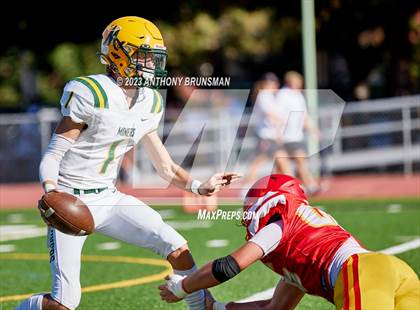 Thumbnail 1 in JV: Bishop Manogue @ Jesuit photogallery.
