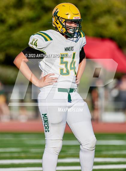 Thumbnail 3 in JV: Bishop Manogue @ Jesuit photogallery.