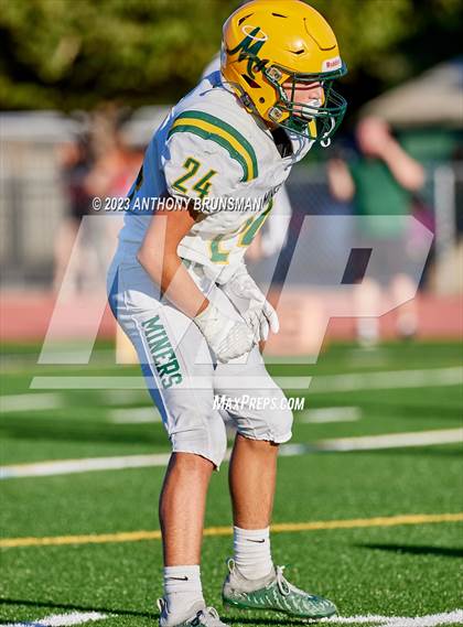 Thumbnail 1 in JV: Bishop Manogue @ Jesuit photogallery.