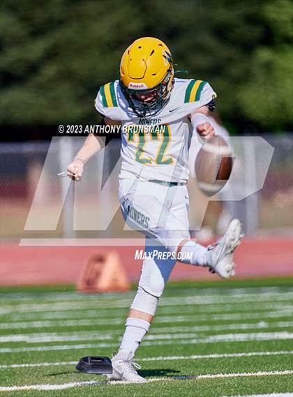 Thumbnail 3 in JV: Bishop Manogue @ Jesuit photogallery.