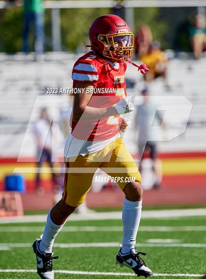 Thumbnail 2 in JV: Bishop Manogue @ Jesuit photogallery.