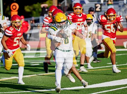 Thumbnail 1 in JV: Bishop Manogue @ Jesuit photogallery.