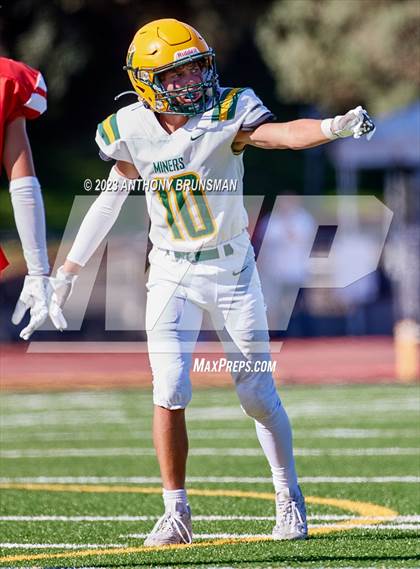 Thumbnail 3 in JV: Bishop Manogue @ Jesuit photogallery.