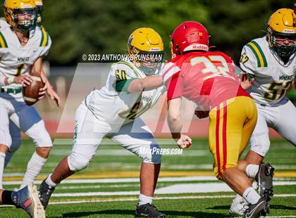 Thumbnail 2 in JV: Bishop Manogue @ Jesuit photogallery.