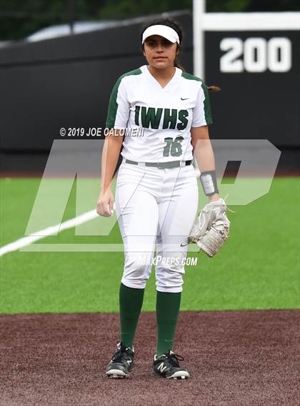 Thumbnail 2 in Incarnate Word vs St. Pius X (TAPPS Division I Bi-District) photogallery.